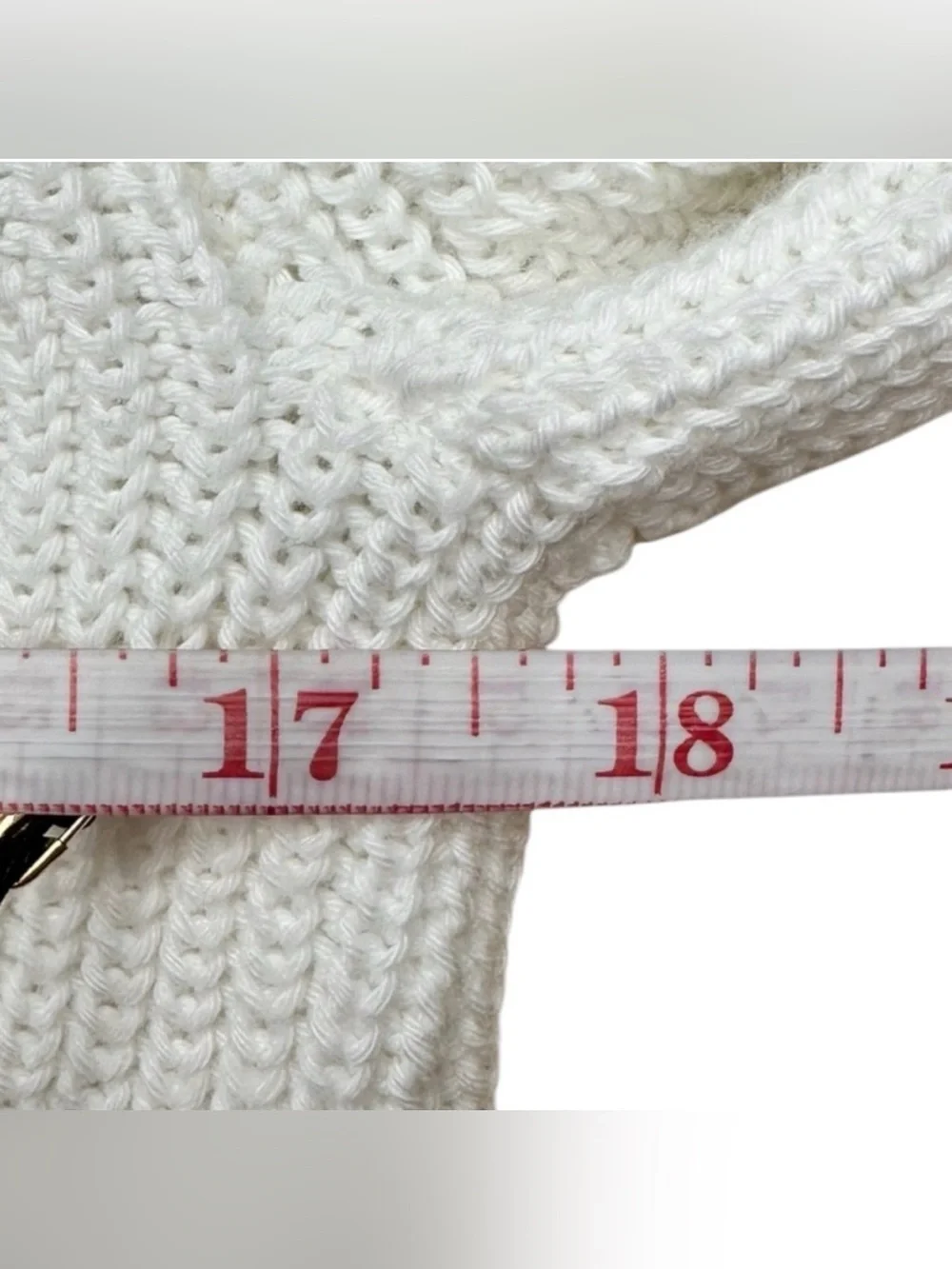🇺🇸 NWOT CAbi Ace Pullover V-neck Sweater Red, White & Blue Size Small - Picture 6 of 7